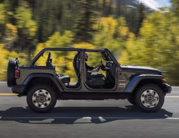 2018–23 Jeep Wrangler Unlimited Sahara [North America] (JL) '2018–23