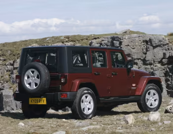 Jeep Wrangler Unlimited Sahara [UK-spec] (JK) '2007–10