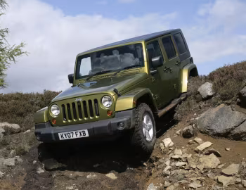 Jeep Wrangler Unlimited Sahara [UK-spec] (JK) '2007–10