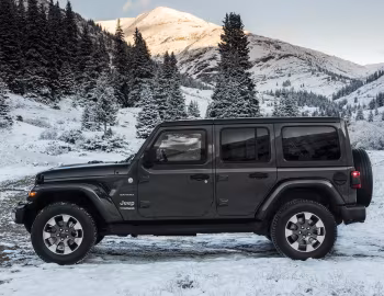 2018–23 Jeep Wrangler Unlimited Sahara [North America] (JL) '2018–23