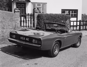 Jensen Healey Roadster [UK-spec] '03.1972–08.1975