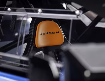Interni Jensen Interceptor GTX '2026