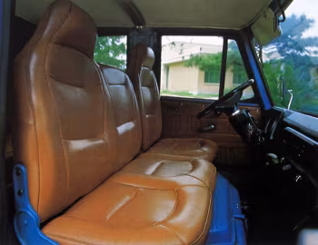内饰 Jinbei Shenqi SY132C '1981–88