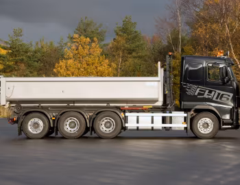 Volvo FH16 580 8×4 tridem Sleeper cab with JOAB Multilift '2009–12