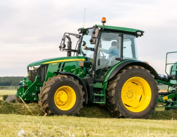 John Deere 5125R '2016–pr.