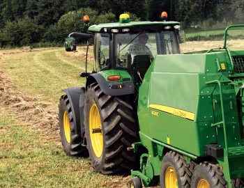 John Deere 6210R '2011–pr.