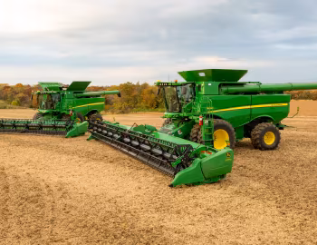 John Deere S670, John Deere S690