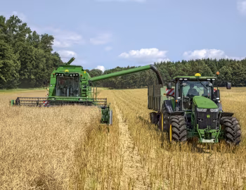 John Deere W440, John Deere 7230R