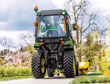 John Deere 2026R '2016–pr.
