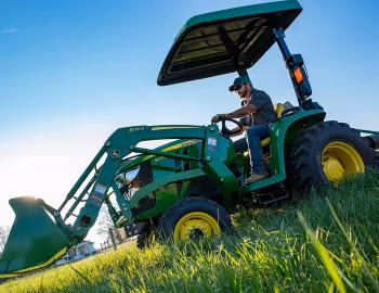 John Deere 3025E '2017–pr.