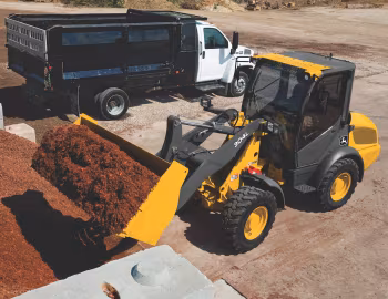 John Deere 304L '2018–pr.
