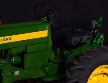 Interior John Deere 320 Standard '1956–58