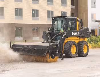 John Deere 320G '2018–pr.