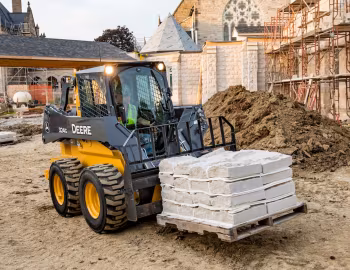 John Deere 324G '2018–pr.