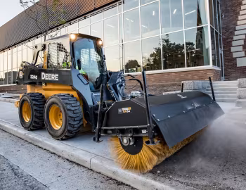 John Deere 324G '2018–pr.