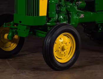 John Deere 330U '1958–60