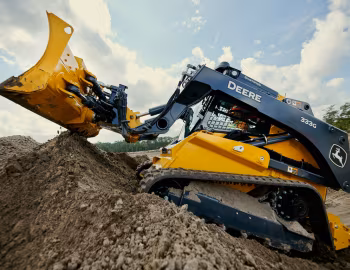 John Deere 333G '2016–pr.
