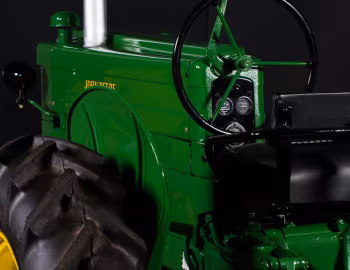 Interior 1953–55 John Deere 40T-RC All-Fuel