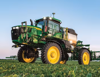 John Deere 412R '2021–pr.
