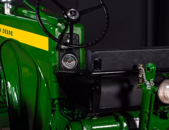 Interior John Deere 420T-W All-Fuel '1956–58