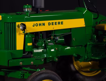 Під капотом John Deere 430T-W All-Fuel '1958–60