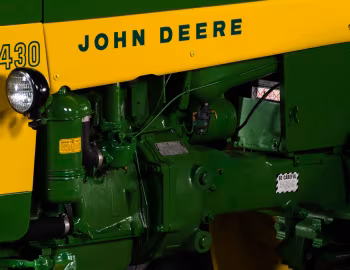 Sob o capô John Deere 430V '09.1958–60