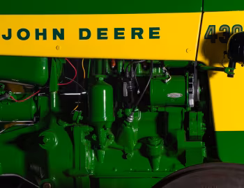 Sob o capô John Deere 430W Gasoline '1958–60