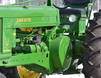 Sob o capô John Deere 50 dual narrow front Gasoline '1952–56