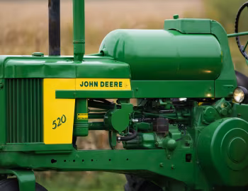 Під капотом John Deere 520 LPG single front wheel '1956–58