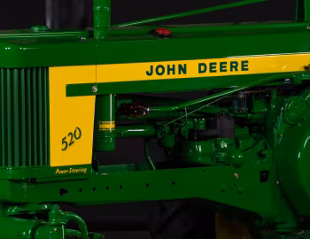 Під капотом John Deere 520H Gasoline '1956–58