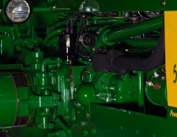 Під капотом John Deere 520H Gasoline '1956–58