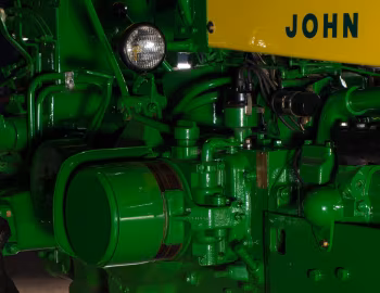 Sob o capô John Deere 530H Gasoline '1958–60