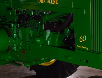 Під капотом 1954–56 John Deere 60 dual narrow front Gasoline