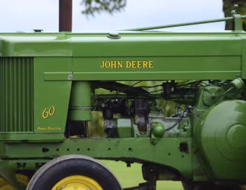 Sob o capô 1954–56 John Deere 60 wide front