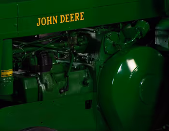 Sob o capô John Deere 60S '1952–05.1956
