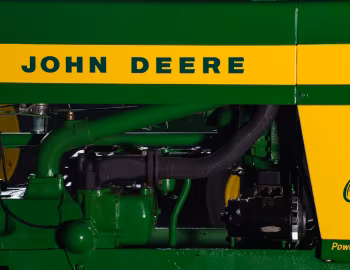 Sob o capô John Deere 620S Gasoline '1956–58