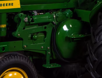 Sob o capô John Deere 620S LPG '1956–58