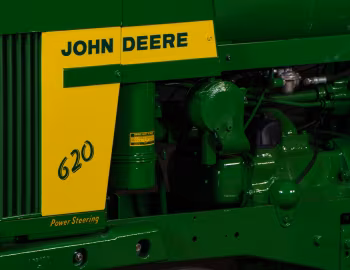 Sob o capô John Deere 620S LPG '1956–58