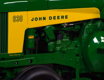 Sob o capô John Deere 630S LPG '1958–60