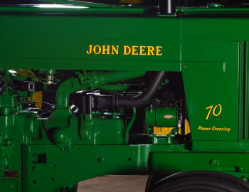 Sob o capô John Deere 70S '1953–56