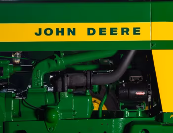 Sob o capô John Deere 720 '1956–58
