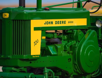 Під капотом John Deere 720H Diesel '1956–58