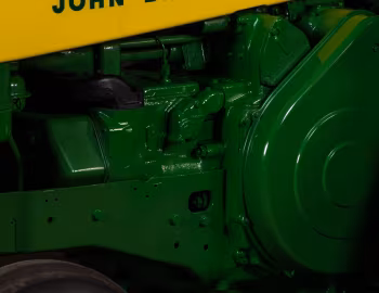 Sob o capô John Deere 730DS '1958–61
