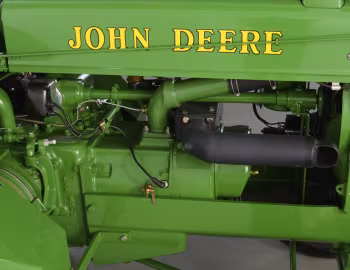Sob o capô John Deere AO '11.1940–05.1949