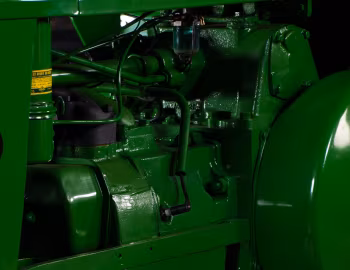Sob o capô John Deere AR '1949–53