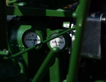 Комбінація приладів John Deere B '1937–38