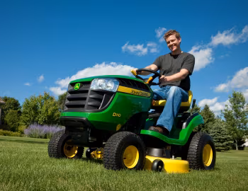 John Deere D110 '2011–17