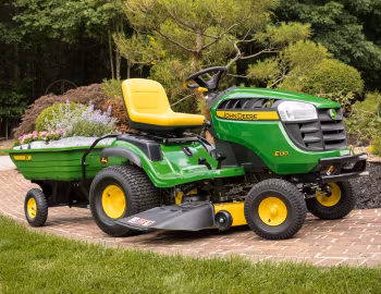 John Deere E130 '2018–pr.