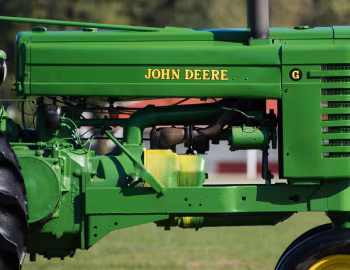 Sob o capô John Deere G '03.1947–02.1953
