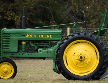 John Deere H '10.1938–02.1947